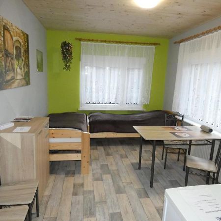Radlerzimmer Strasen Dış mekan fotoğraf